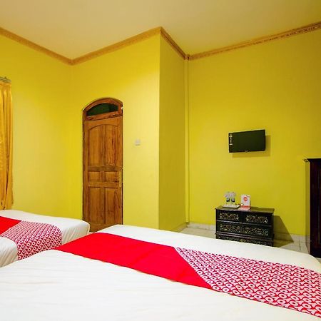 Oyo 1770 Hotel Mawar Saron 2 Kejayan Eksteriør bilde
